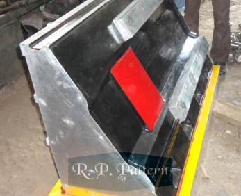 Custom Wood Pattern Manufacturing Service for Foundry and Metal Casting Applications in Automobiles, Gearboxes, Valves, Pipes Fitting, Mining, Cement and General Engineering Industries